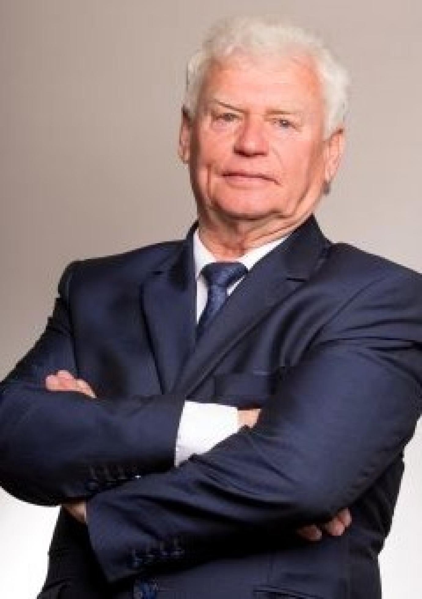 Arcélben: Baksa Sándor