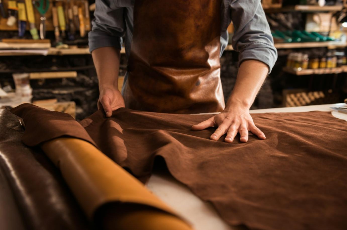 Videóinterjú Gustavo González-Quijano-val: A bőr- és cserzőipar fenntartható és környezetbarát termékeket állít elő, ám egyre több kihívással kell megküzdenie