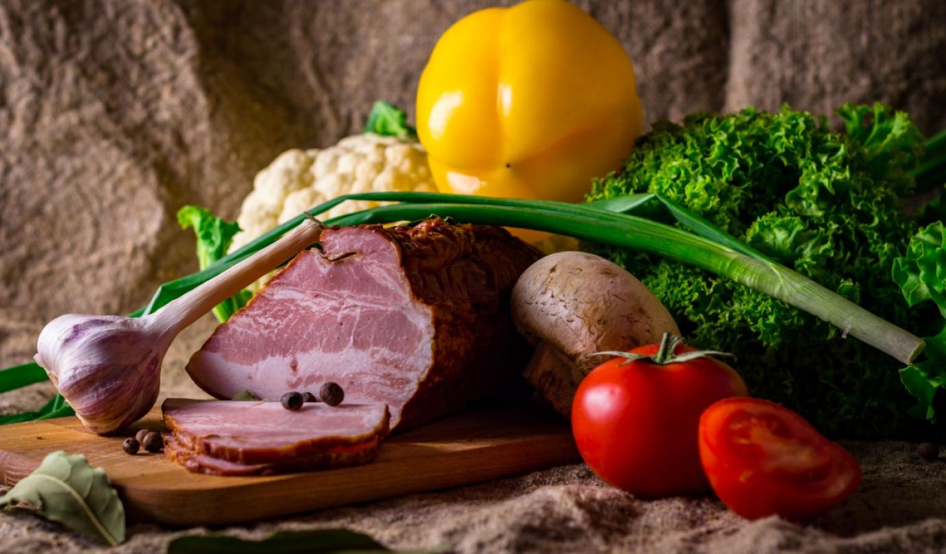 A hús szerepe, diéták, növényi alapú termékek – beszélgetés Neil Mann-nal