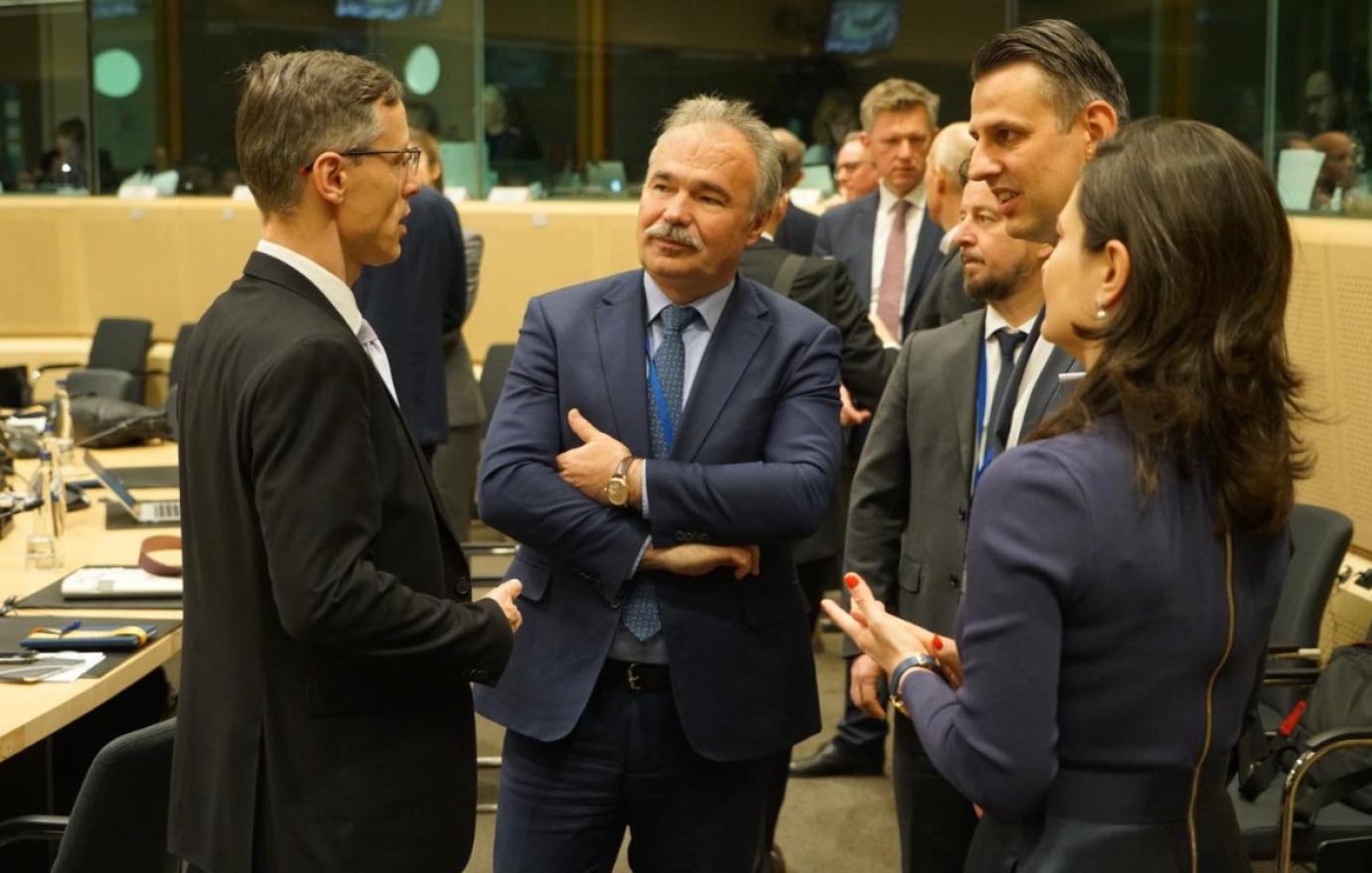 Ukrán gabona helyzet – rendkívüli ülés itthon, hátráltatás Brüsszelben